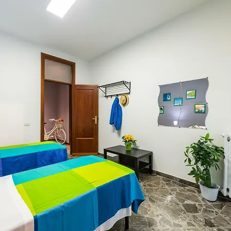Grey - Youtown Apartament Bari